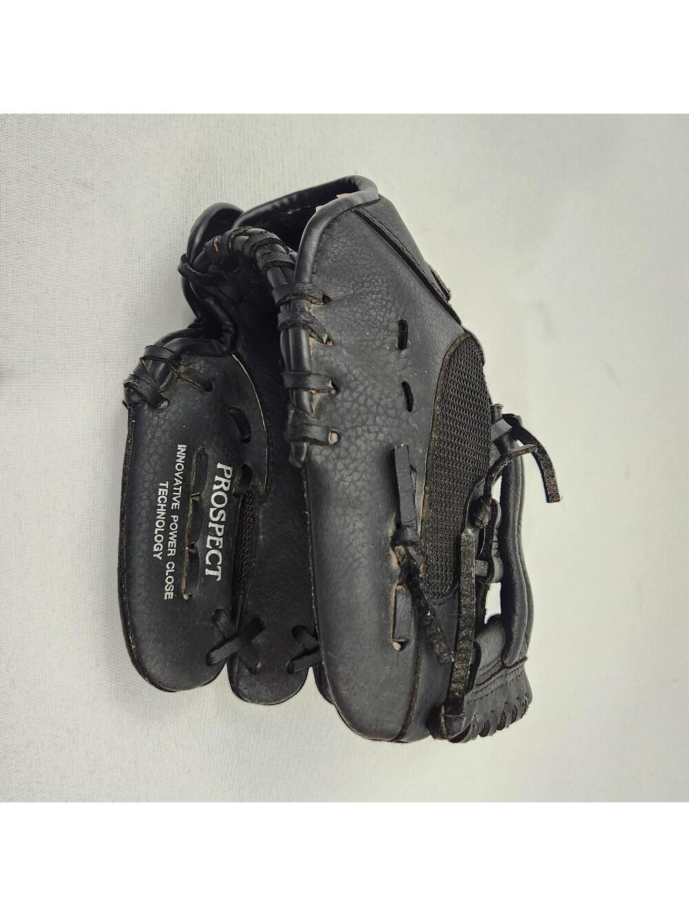 Youth Black Mizuno Prospect 9” Glove GPP 900Y3  Right-Handed Throwing Ages 3-6